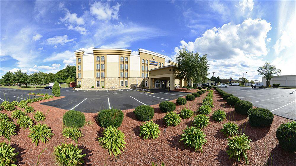 Comfort Inn & Suites East Hartford - Hartford Bagian luar foto